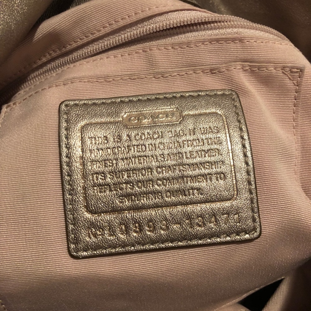 Coach Shoulder Bag - Picture 5 of 6